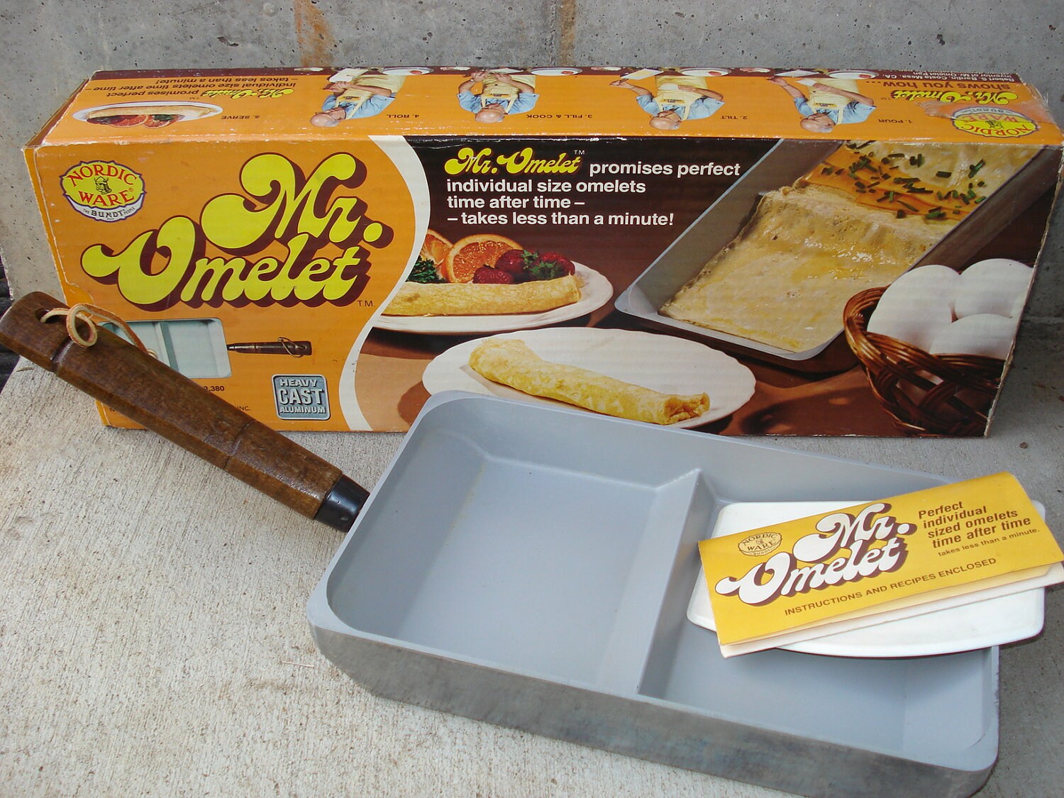 Vintage Nordic Ware Mr Omelet Omelet Pan