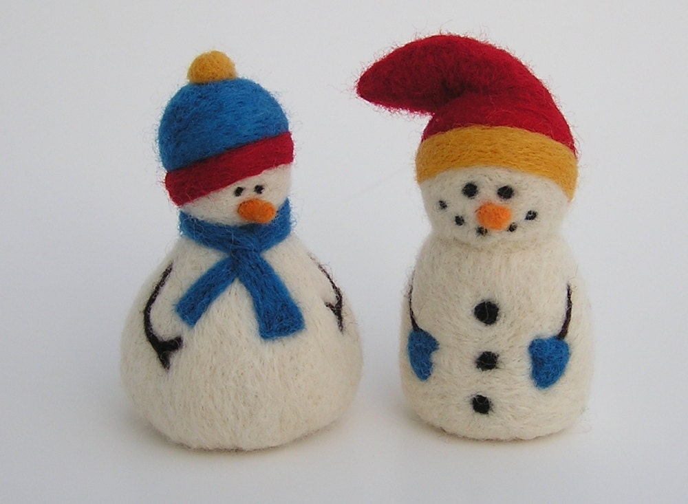 Needle Felting Kit Snazzy Snowmen Wool Snowman Kit from