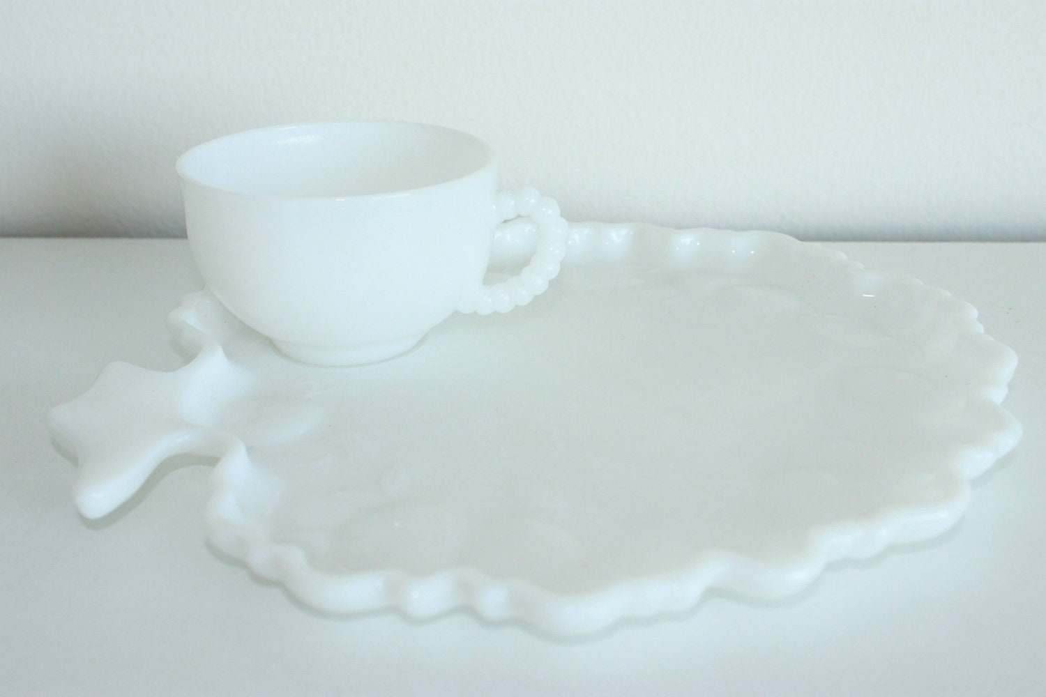 Vintage Tea Set White Milk Glass Tea Tree Plates Cups 8 Piece