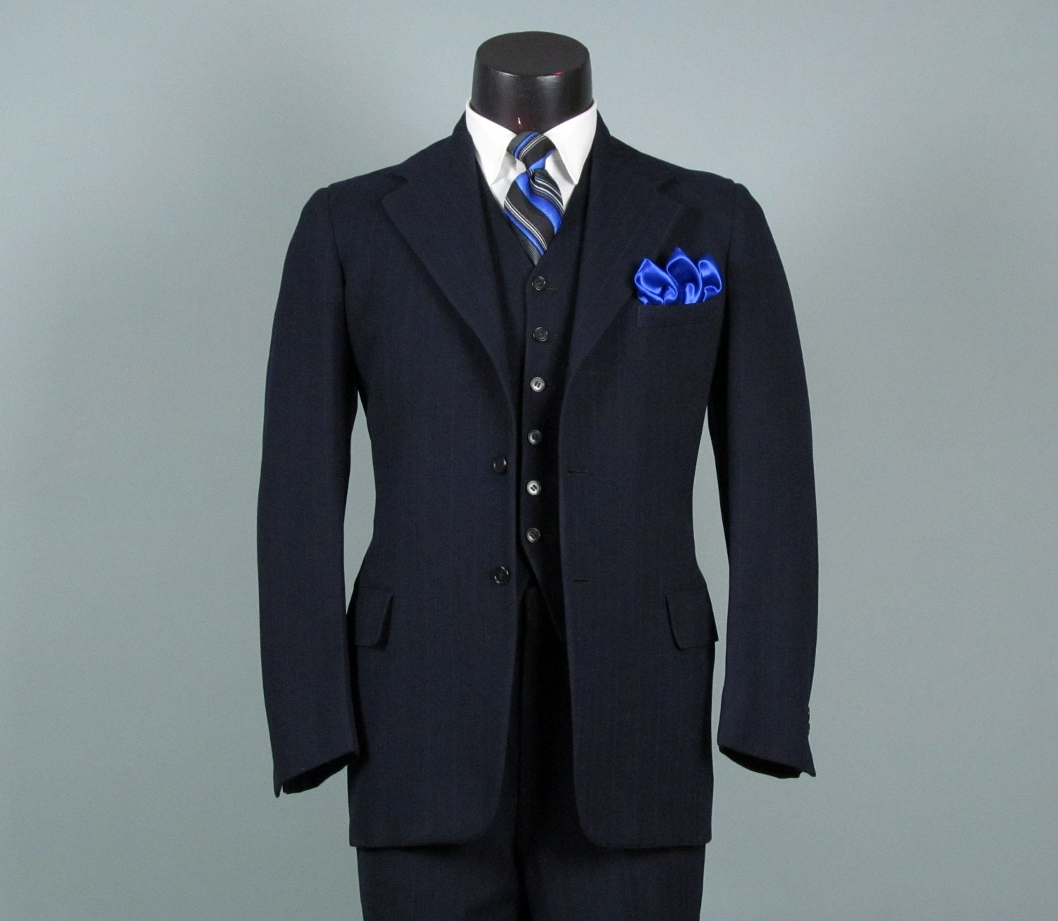 Vintage Mens Suit 69