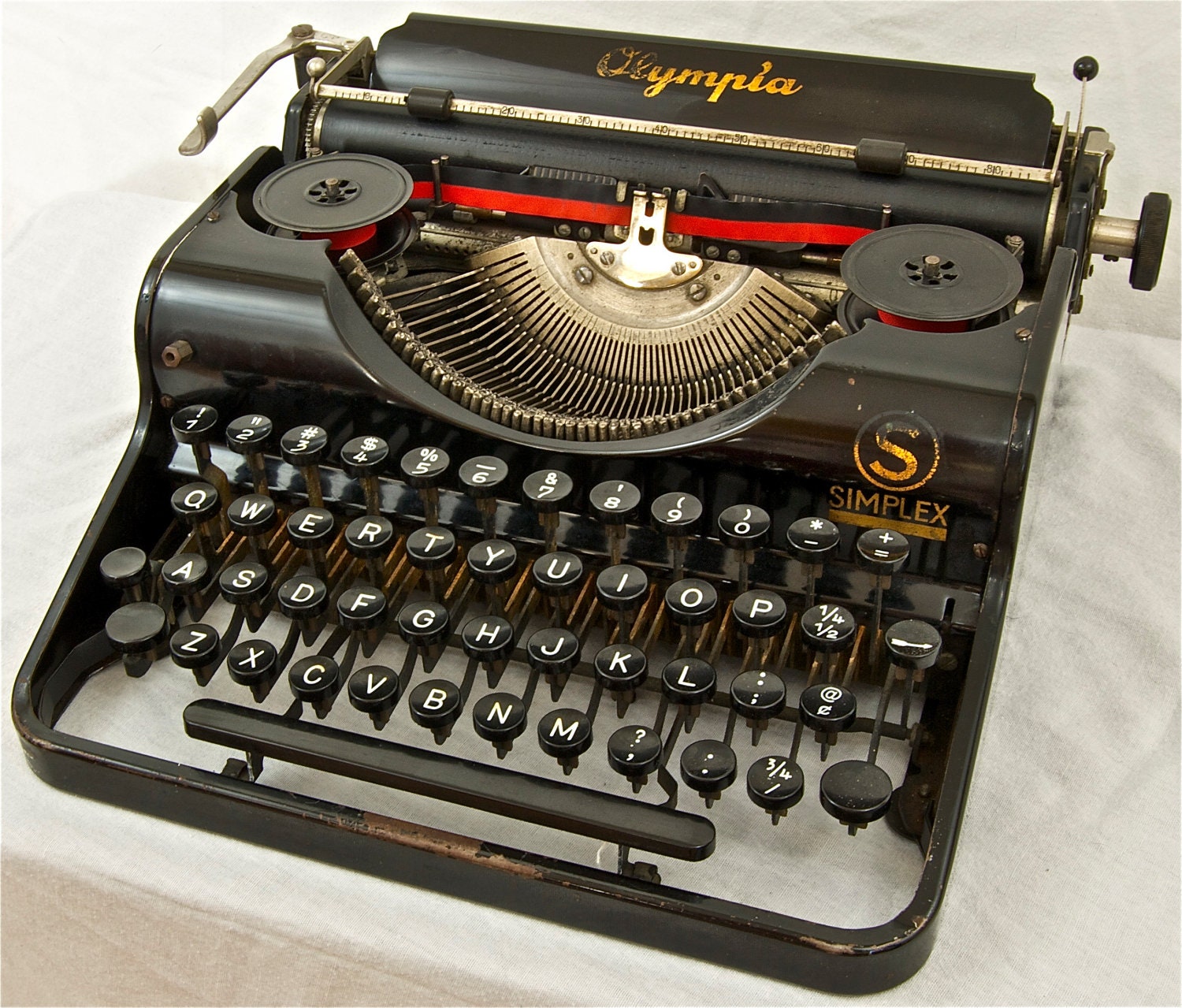 Download Working Vintage Typewriter Olympia Simplex