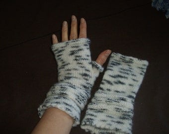 Fingerless gloves, wristwarmers White and grey soft FREE shipping
