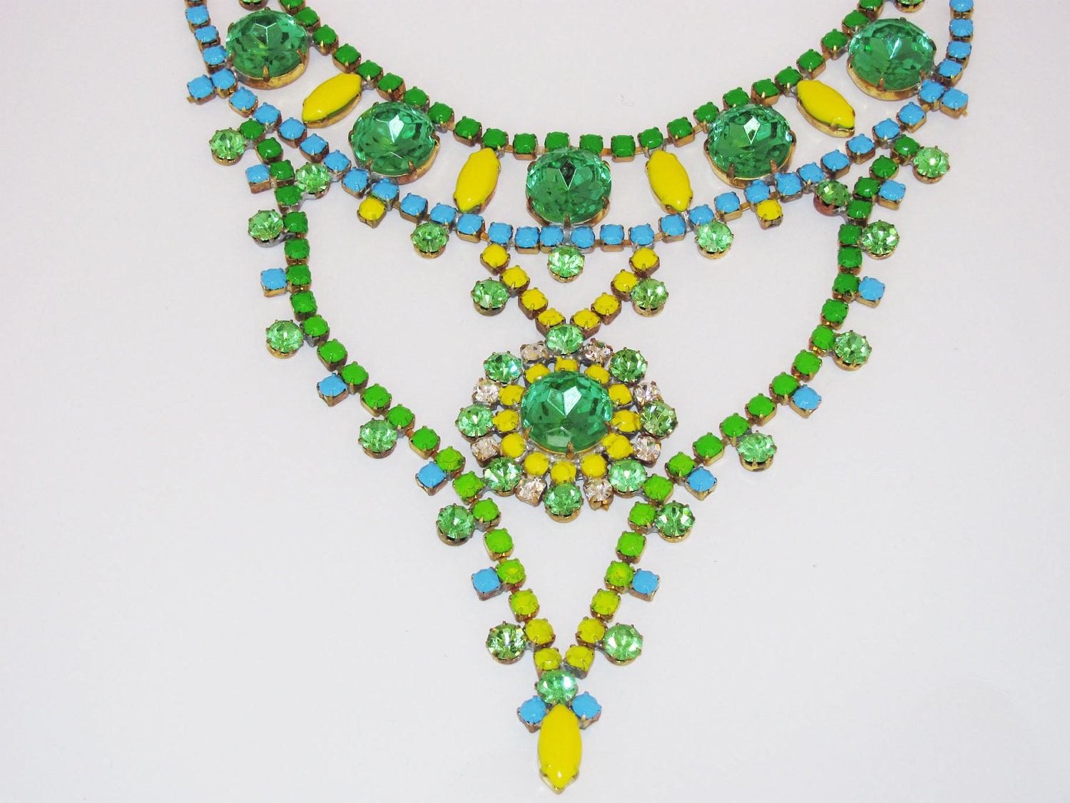 Large STATEMENT BIB NECKLACE 'Amazon Queen' hand