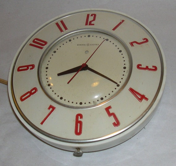 General Electric Telechron 2H26 Kitchen Wall Clock