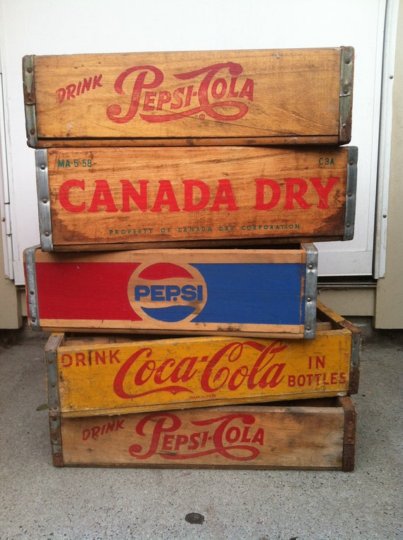 vintage crate bottle pepsi collection or Five display crates, for beautiful vintage storage soda