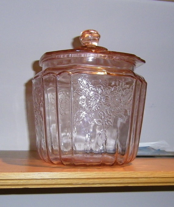 Anchor Hocking Pink Depression Glass Cookie/ Biscuit Jar with