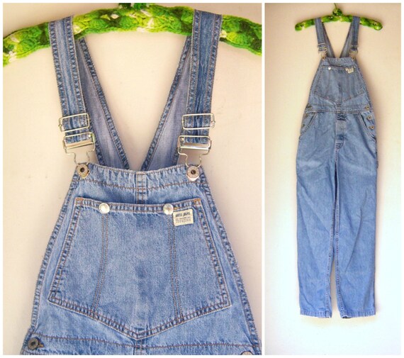 Vintage 1980s GUESS overalls / light denim jean / size small
