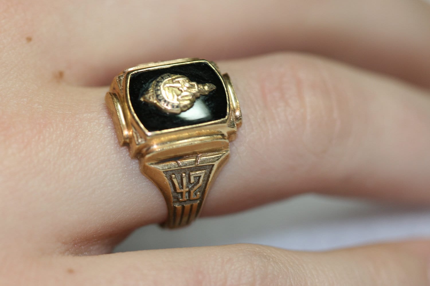 Are Old Class Rings Valuable