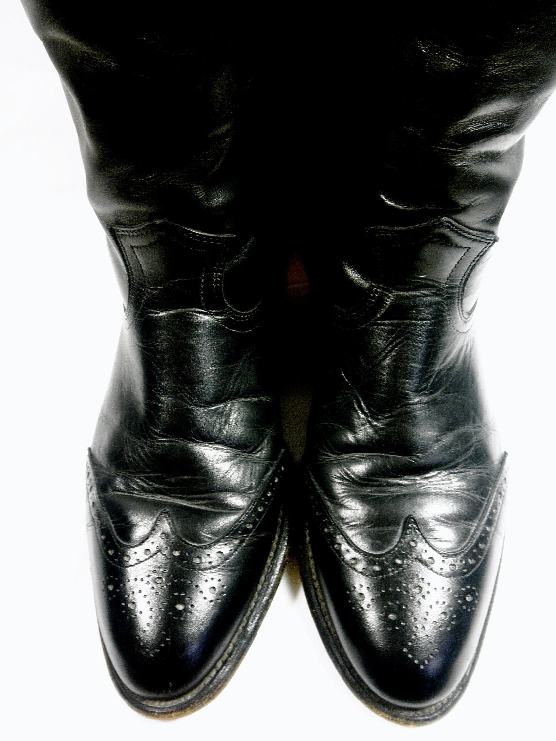 frye mens wingtip boots