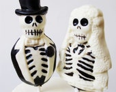 2 Bride & Groom Chocolate Toppers: Day of the Dead Il_170x135
