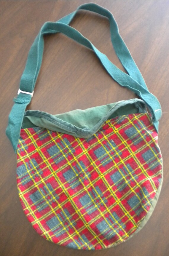 Girl Scouts Bag . Small Plaid Bag . Pouch . Vintage . 1960s