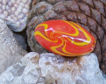 Handblown Glass Glitter Wig-Wag Reversal Bead