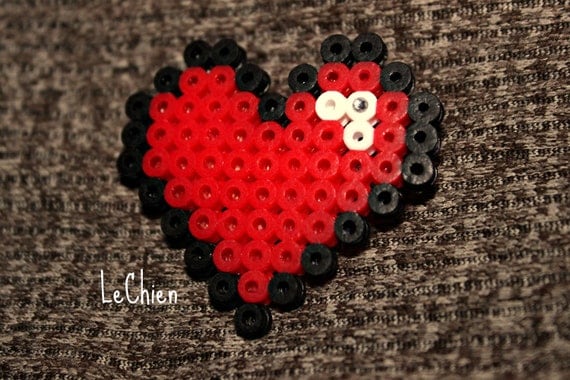 Items similar to Hama Beads Heart Pin for 8BIT Love on Etsy