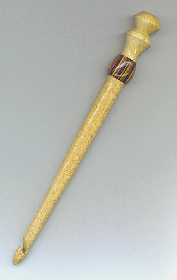 Hand Made Wood Crochet Hook  Curly Maple and Dymondwood 8mm