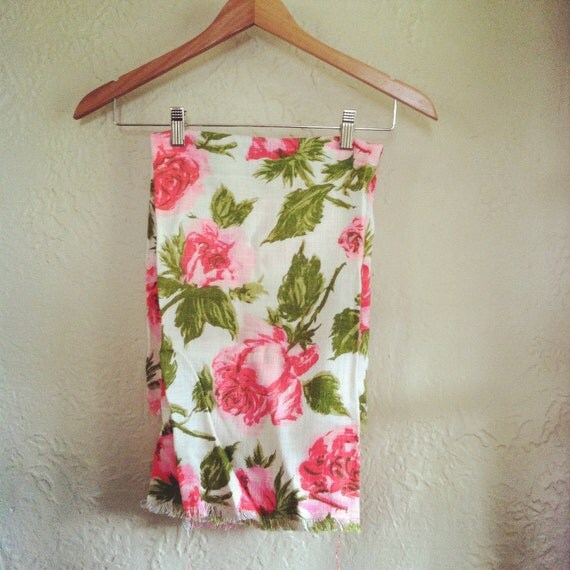 vintage rose fabric lovely shabby chic pink floral linen vintage rose fabric lovely shabby chic pink floral linen