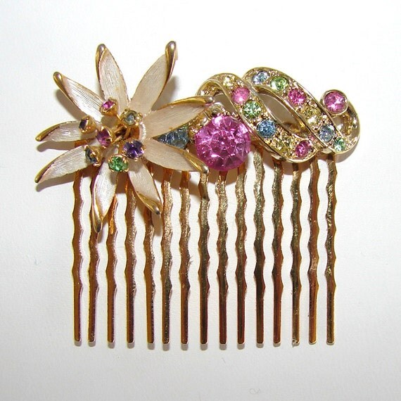 Rhinestone Hair Comb Vintage Jewelry 1960s Bridal Flower by OhFaro