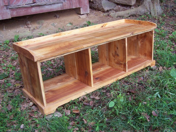 Classic Reclaimed Heart Pine Country Hall Storage Bench