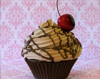 Fake Cupcake 12 Legs Original "Gourmet Collection" Peanut Butter with Chocolate Drizzle Cupcake
