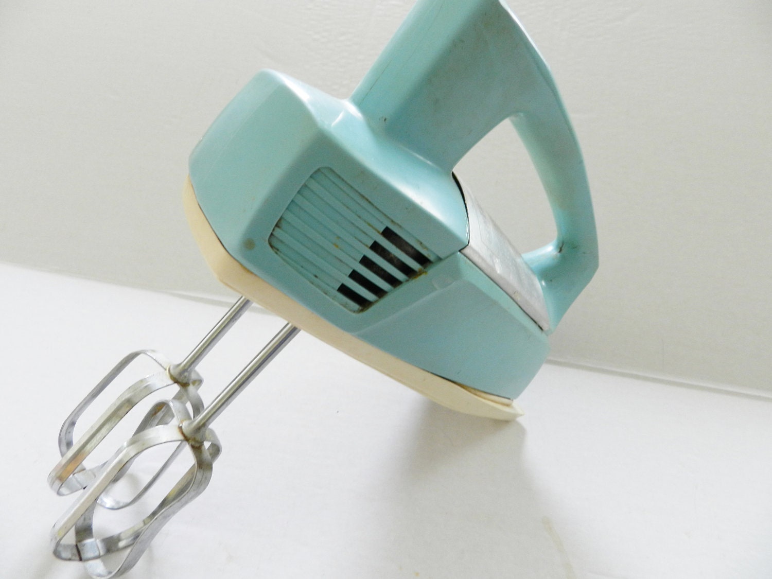 1950s Turquoise GE Electric Hand Mixer