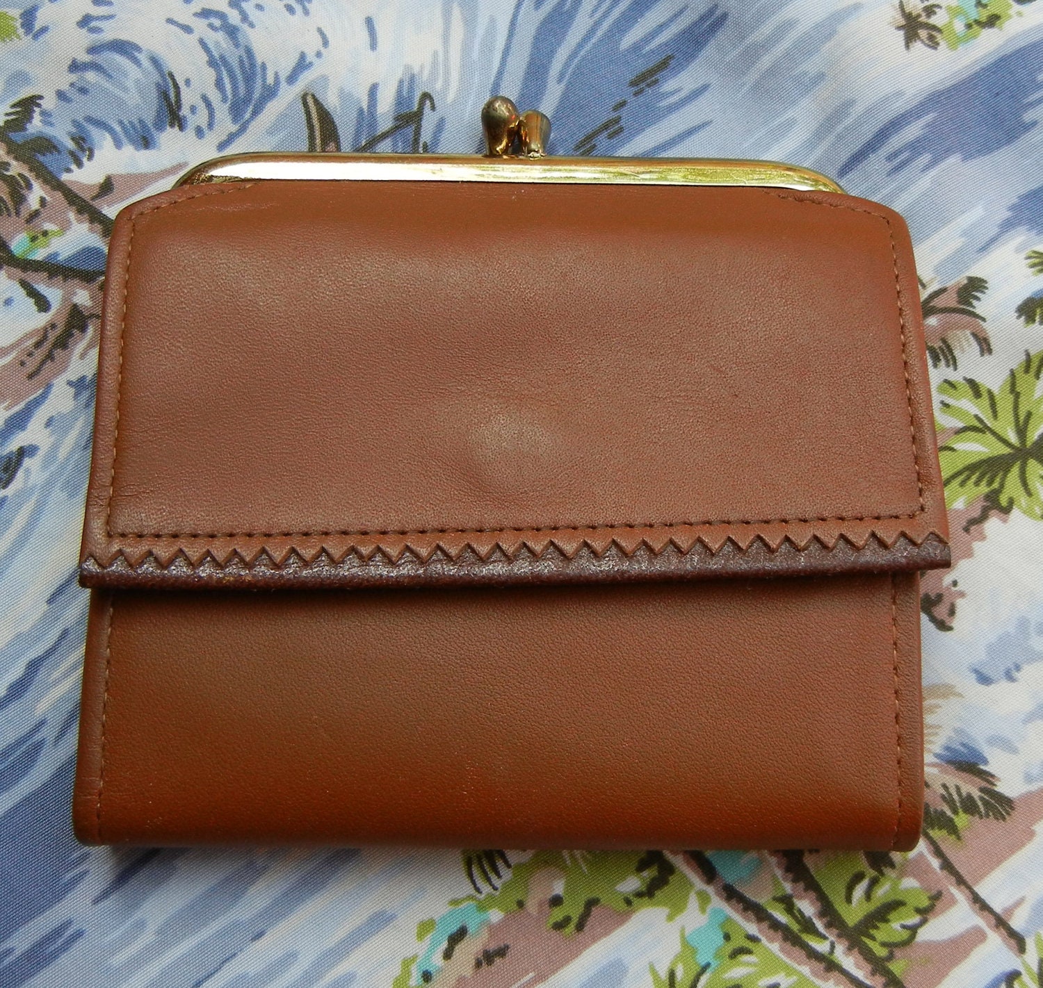 V I N T A G E Princess Gardner leather wallet by PoshRockVintage