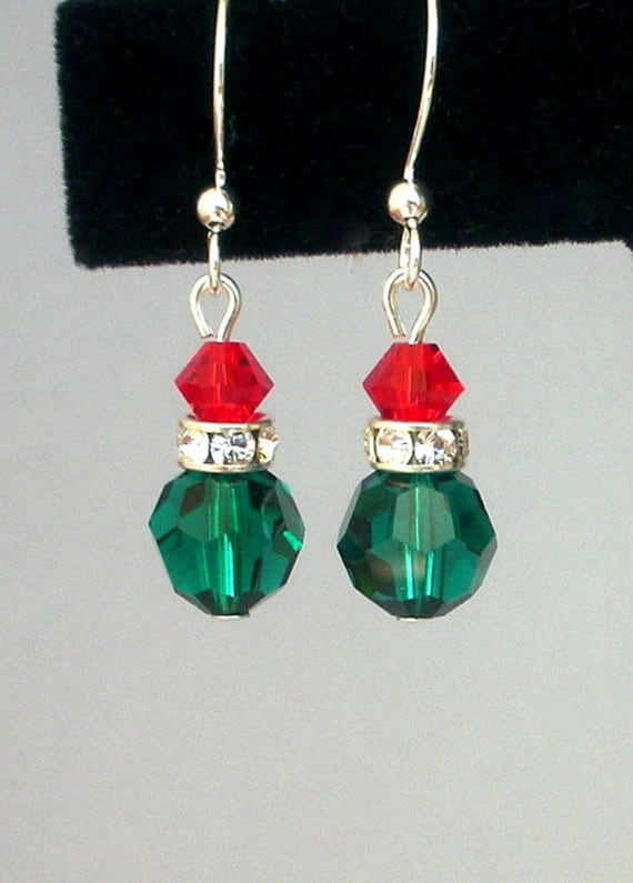 Small green and red crystal earrings Christmas light