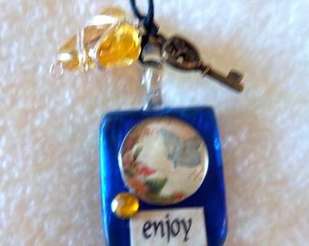 Enjoy / Create Healing Art Necklace, No.5
