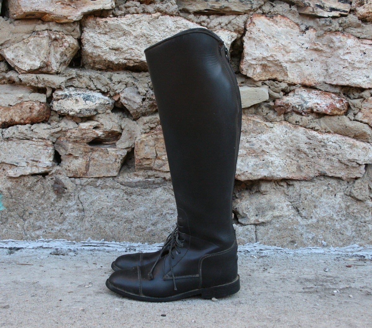 Vintage English Equestrian RIDING Boots Size 6 Back Zip