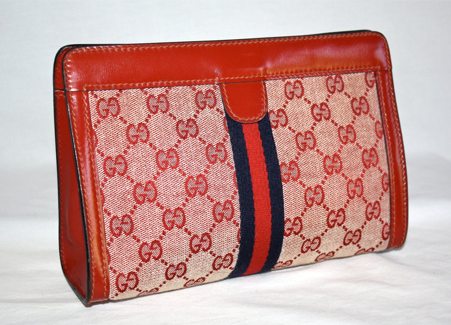 gucci vintage clutch purse