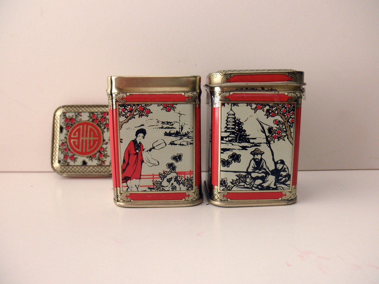 Two vintage DECORATIVE tea TINS red Chinese Asian gold