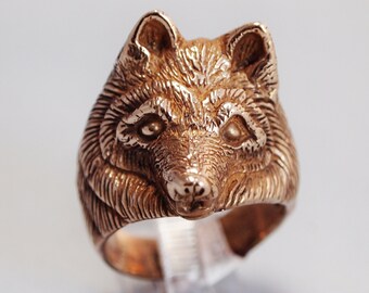 Wolf Ring in Antique Bronze