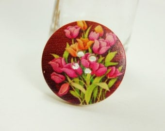 Flower Wooden Buttons - Vibrant Tulip Picture Burgundy Color Wood Buttons 1.18 inch . 6 in a set