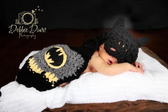 free baby for pattern crochet cape Crochet Baby hat hero BATMAN superhero Super batman, cape with baby