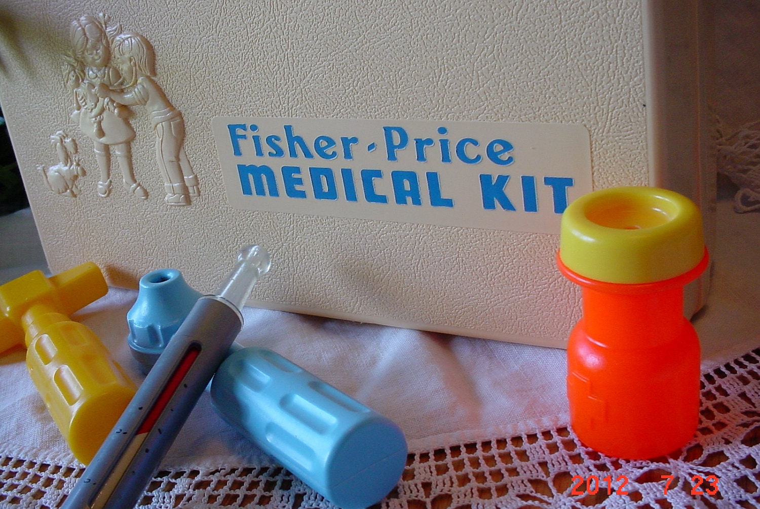 fisher price medical kit 1977