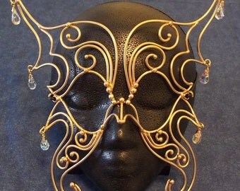 mask bronze horned roxy