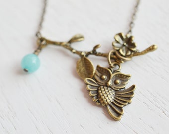 Owl Necklace, Owl Jewelry Necklace,Owl Charm Necklace, Chalcedony Necklace. Antique Brass Necklace