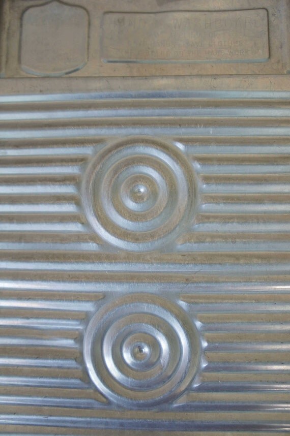 Vintage Washboard Aluminum Magic Circle HandE Washboard