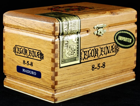 Vintage Arturo Fuente Flor Fina 8-5-8 Wooden Cigar Box