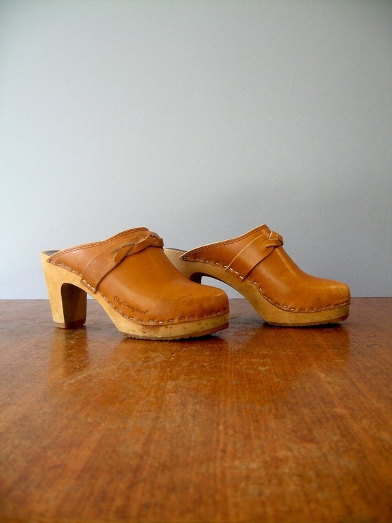 stiletto high heel clogs