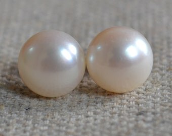 Pearl Earrings - AAA 9-9.5mm Freshwater Pearl Earring ivory pearl Earring pearl stud,real pearl ear rings, women earrings,bridesmaid earring