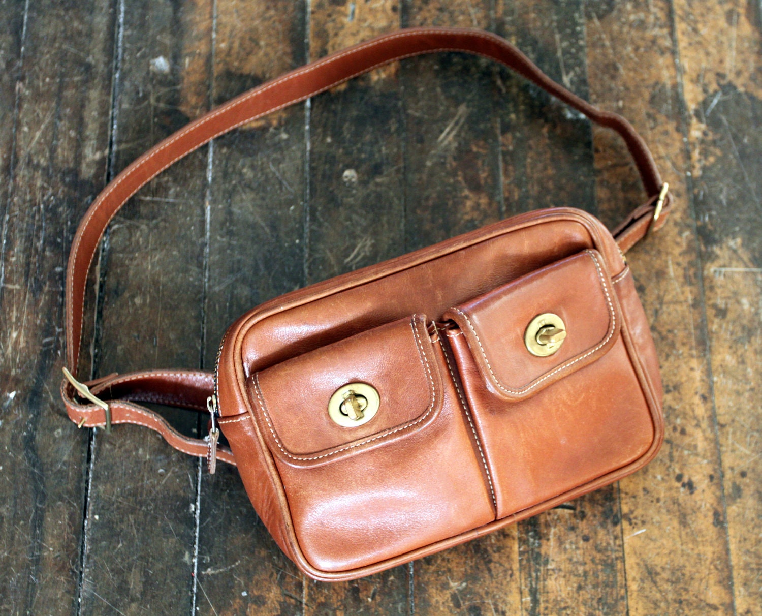 coach waist bag purse // vintage 80s // cognac brown leather