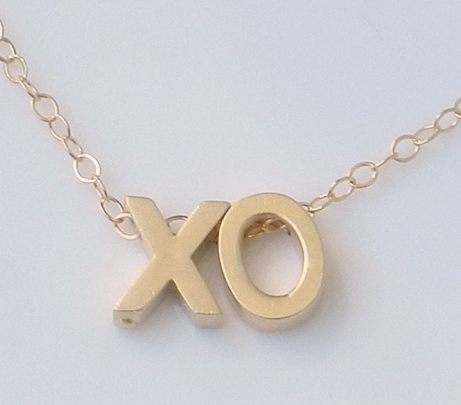 XO necklace. 14k gold necklace.