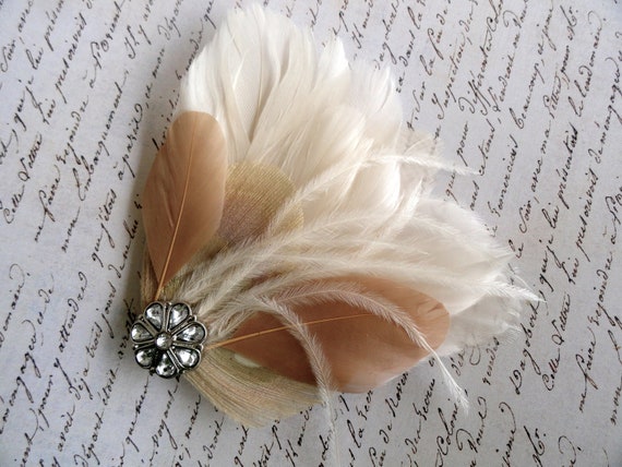 LINNY Ivory and Champagne Peacock Feather Hair Clip Feather