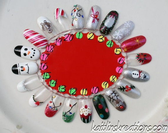 Items similar to Christmas Artificial Nail Art on Etsy