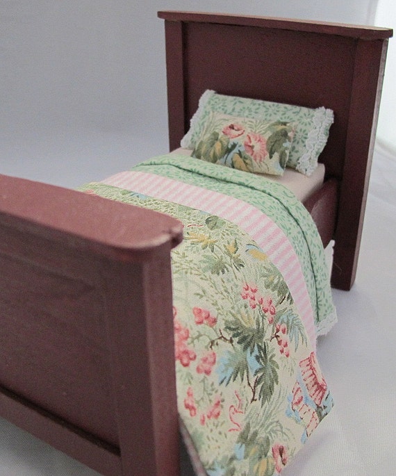 Dollhouse Miniature Furniture and Dressed Beds for the