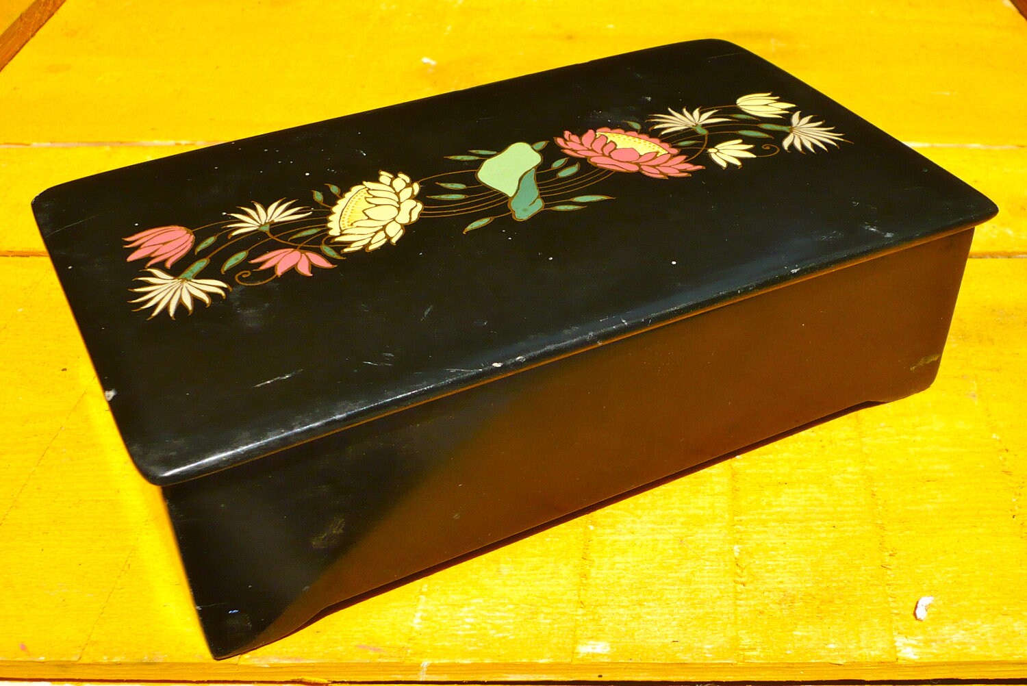 Jewelry Box, Keepsake Box, Black Lacquer Box, Trinket Floral Box, Retro