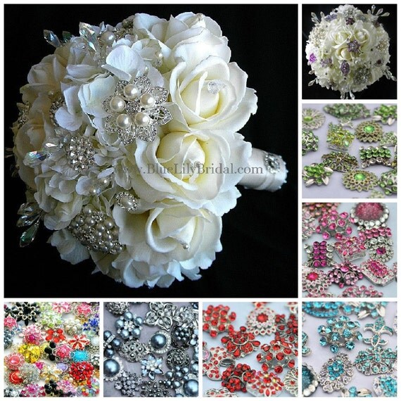 Items similar to Deposit on Customized Elegant Brooch Bouquet with Real
