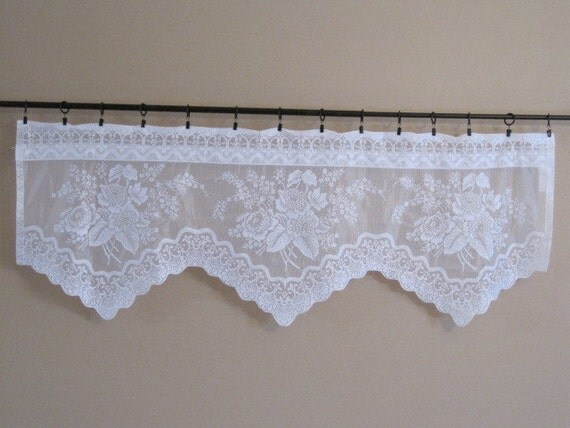 Victorian Lace Curtain Valance Window Treatment by SmartSquirrel