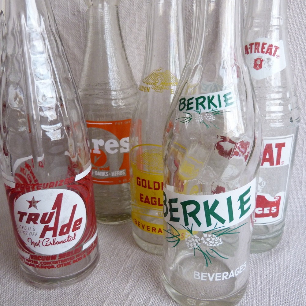 Vintage Soda Soft Drink Bottles Lot of 5 TruAde Hires