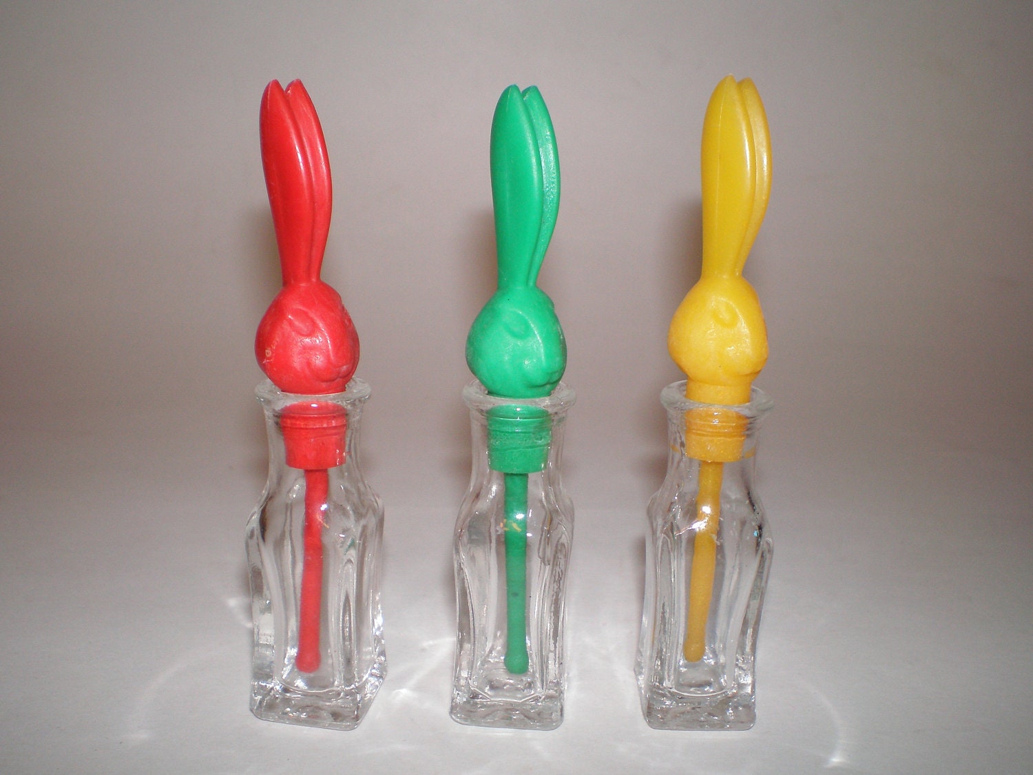 3 Vintage Food Color Coloring Bottles with Easter Bunny Rabbit