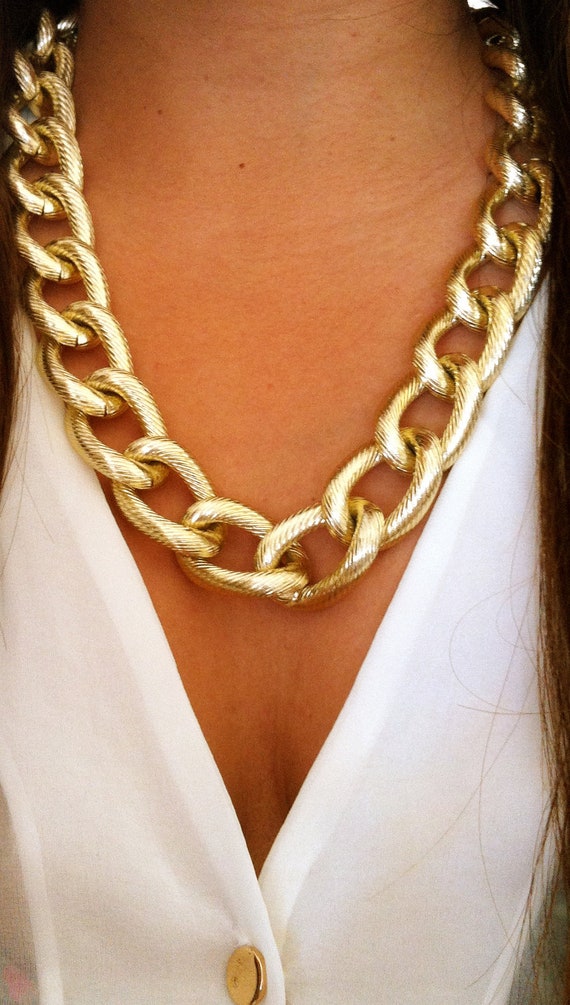 Twisted Gold Chunky Chain Link Necklace